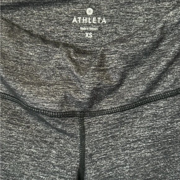 ATHLETA CAPRI size XS - Picture 2 of 5